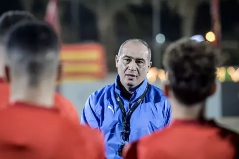 علي ماهر: طموحنا لا يقل عن الأهلي.. وسيراميكا سيكتب التاريخ في السوبر